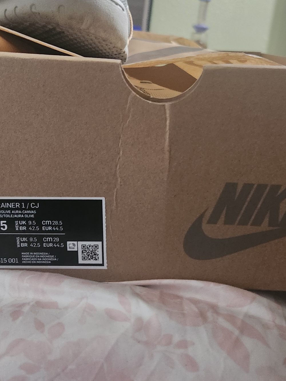 Nike Cactus Jack Air Trainer 1 Travis Scott Low Top Lace Up Gray DR7515-001 - Picture 2 of 4